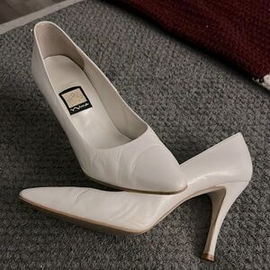 Vintage NINA Pumps